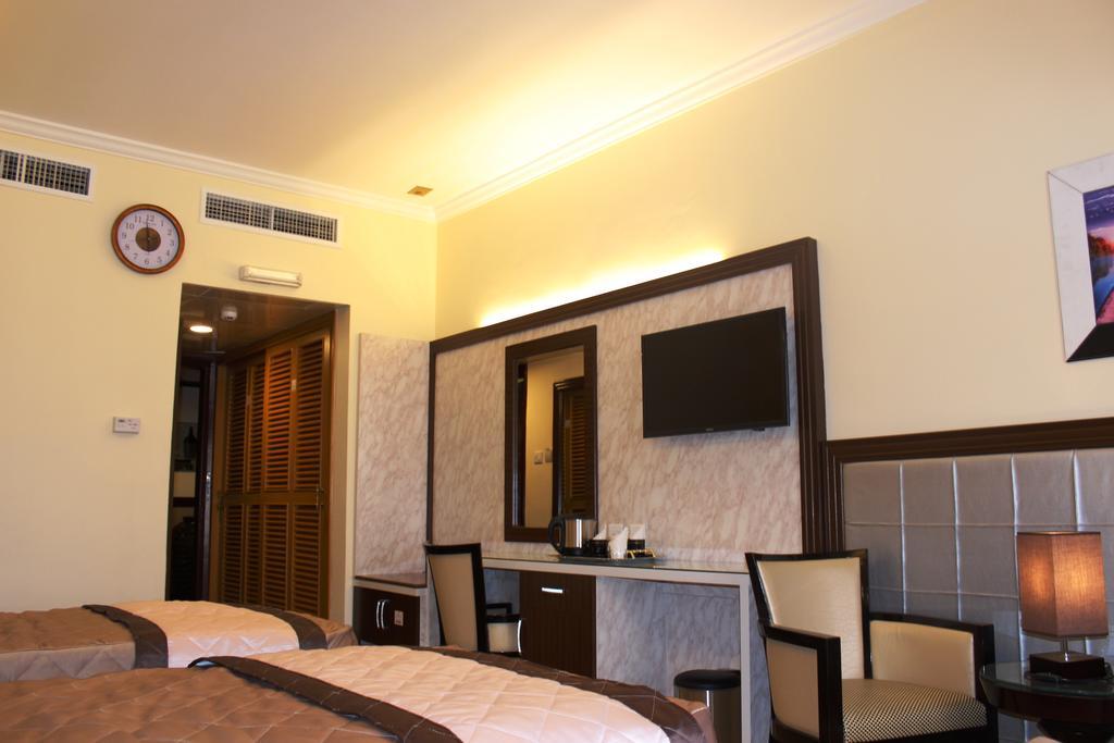 Al Khaleej Grand Hotel Dubai Buitenkant foto